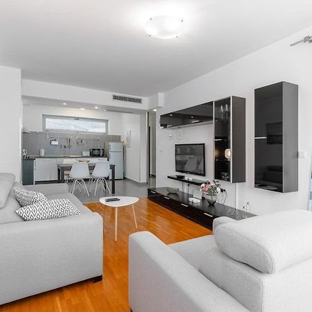 App 2 Apartment Novigrad  Exterior photo