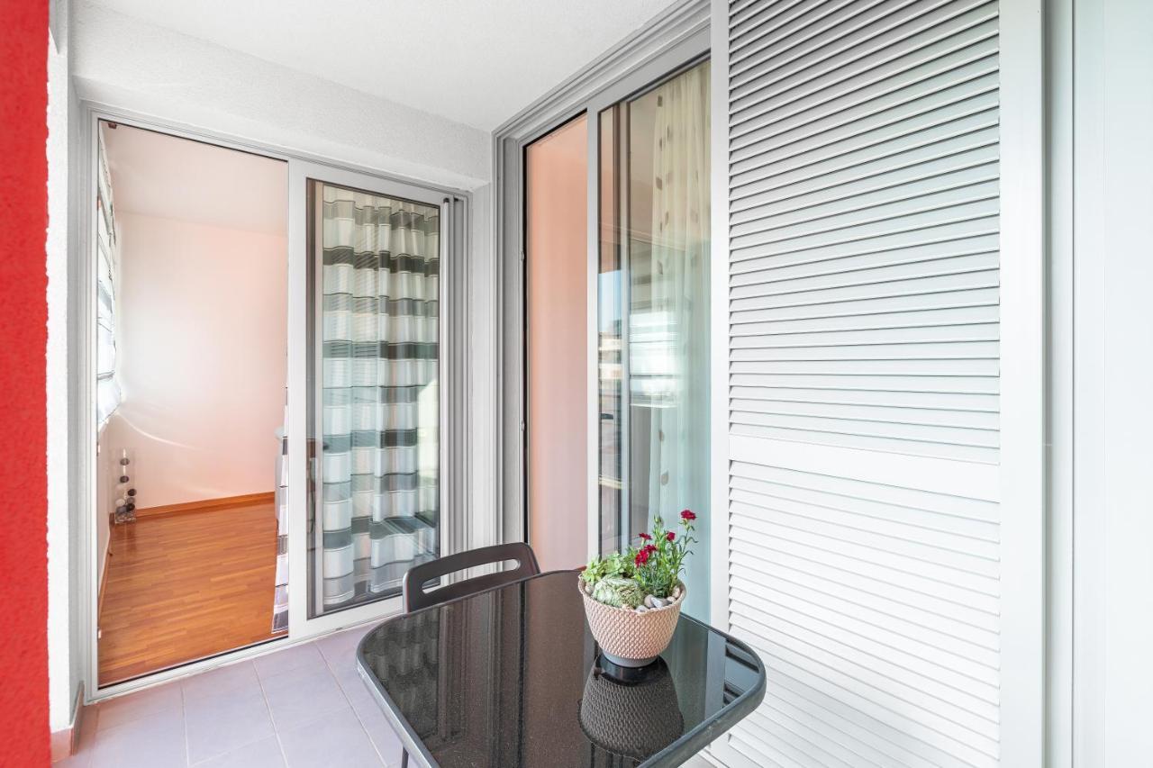 App 2 Apartment Novigrad  Exterior photo