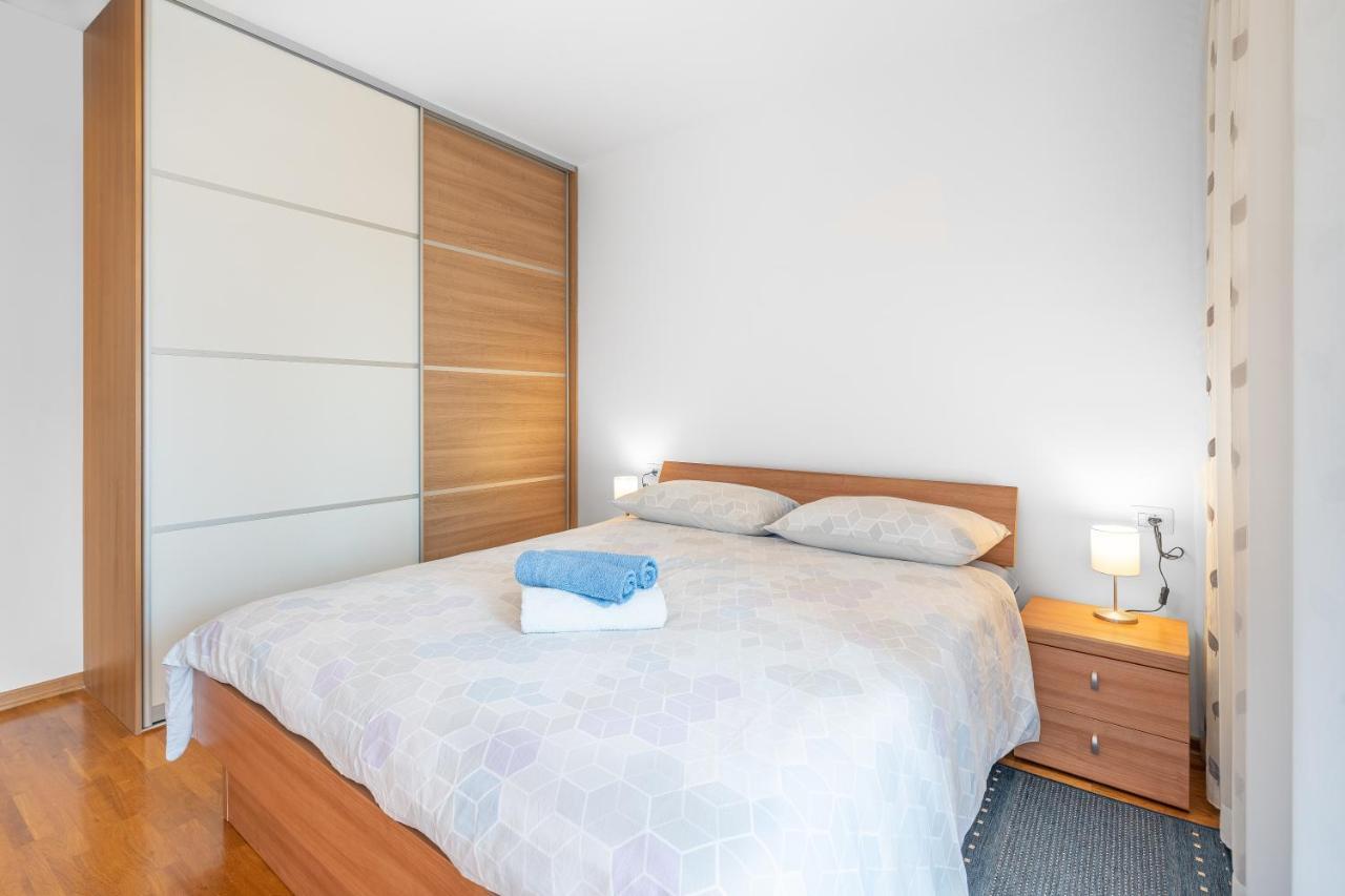 App 2 Apartment Novigrad  Exterior photo